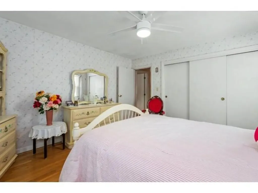 99 Myrtle Street Manchester NH 03104