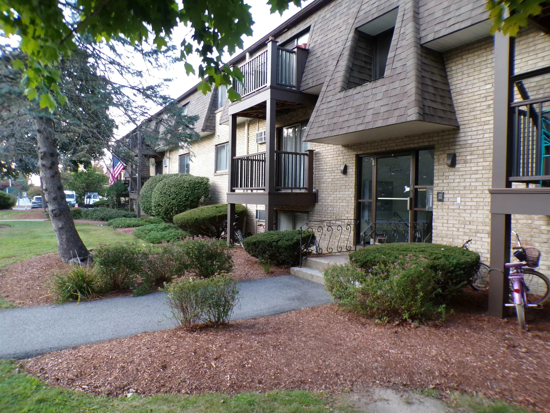 9 Tiffany Road Salem NH 03079