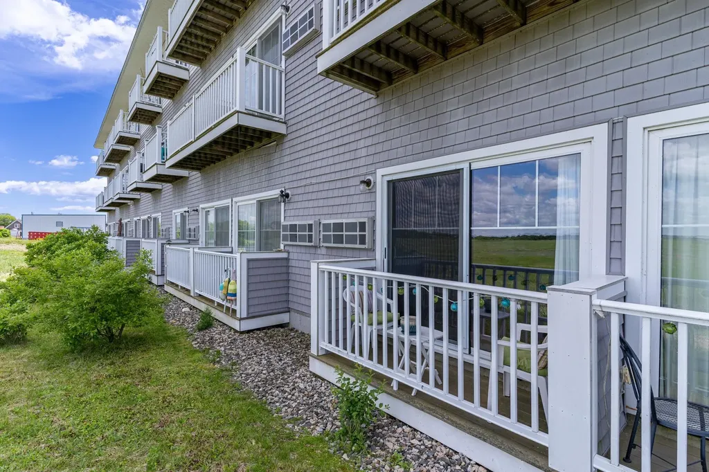 419 Route 286 Seabrook NH 03874
