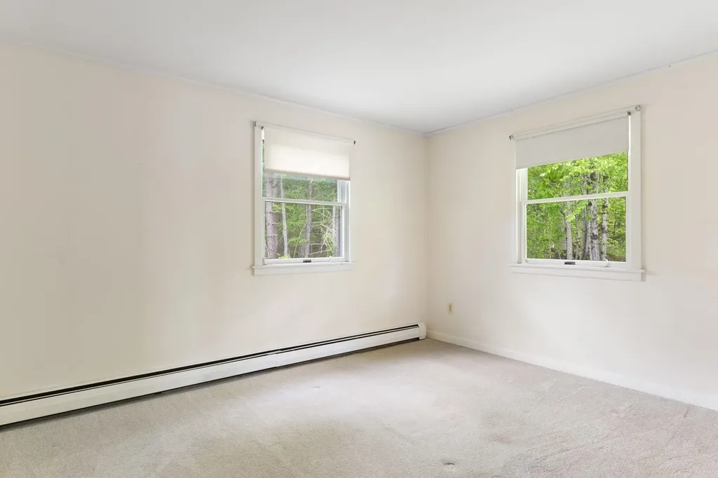 366 Hague Road Dummerston VT 05301