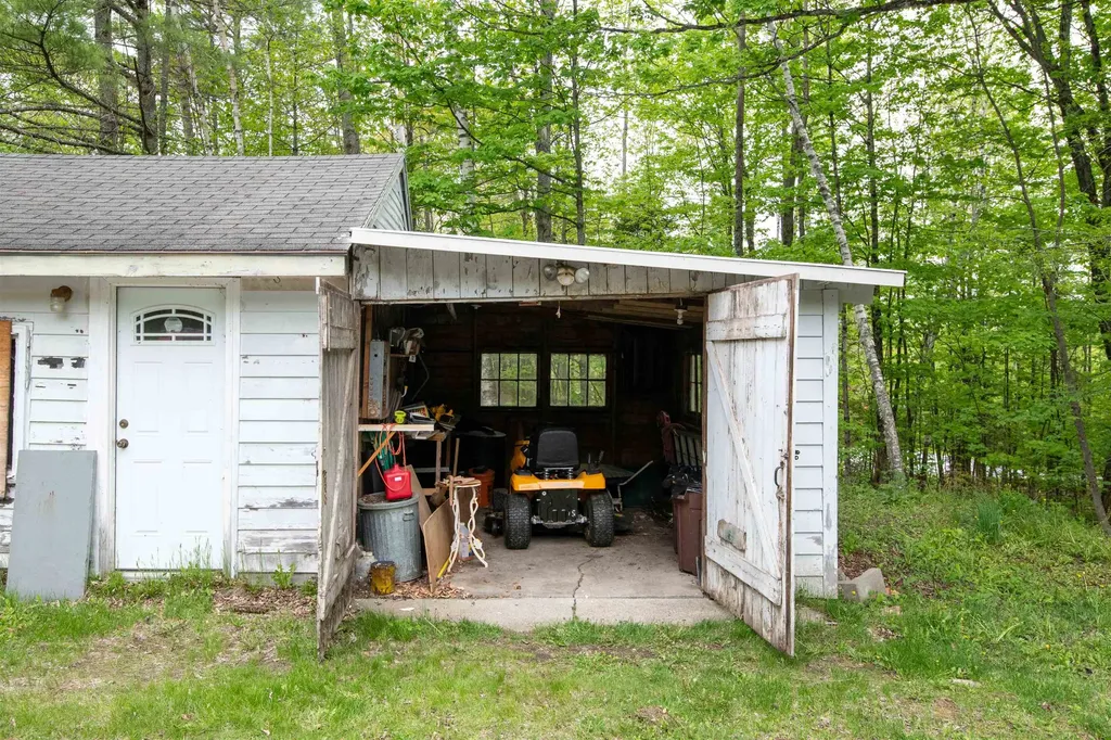 1529 Belmont Road Mount Holly VT 05730
