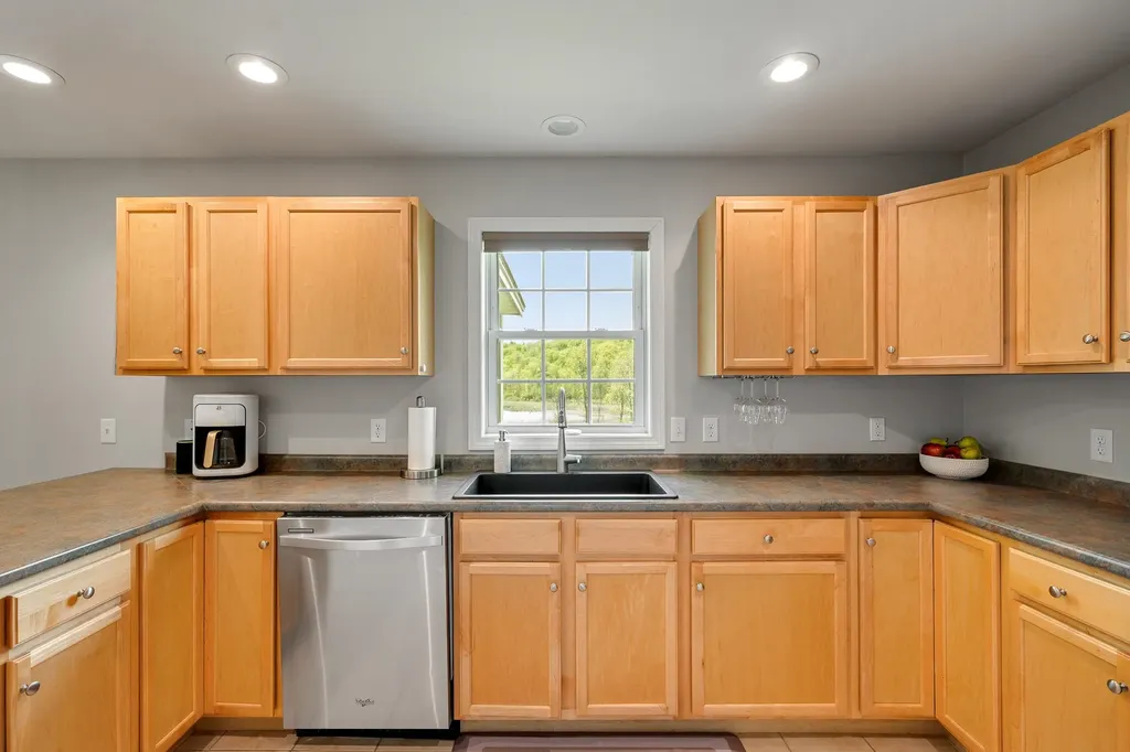 391 Duffy Road Milton VT 05468