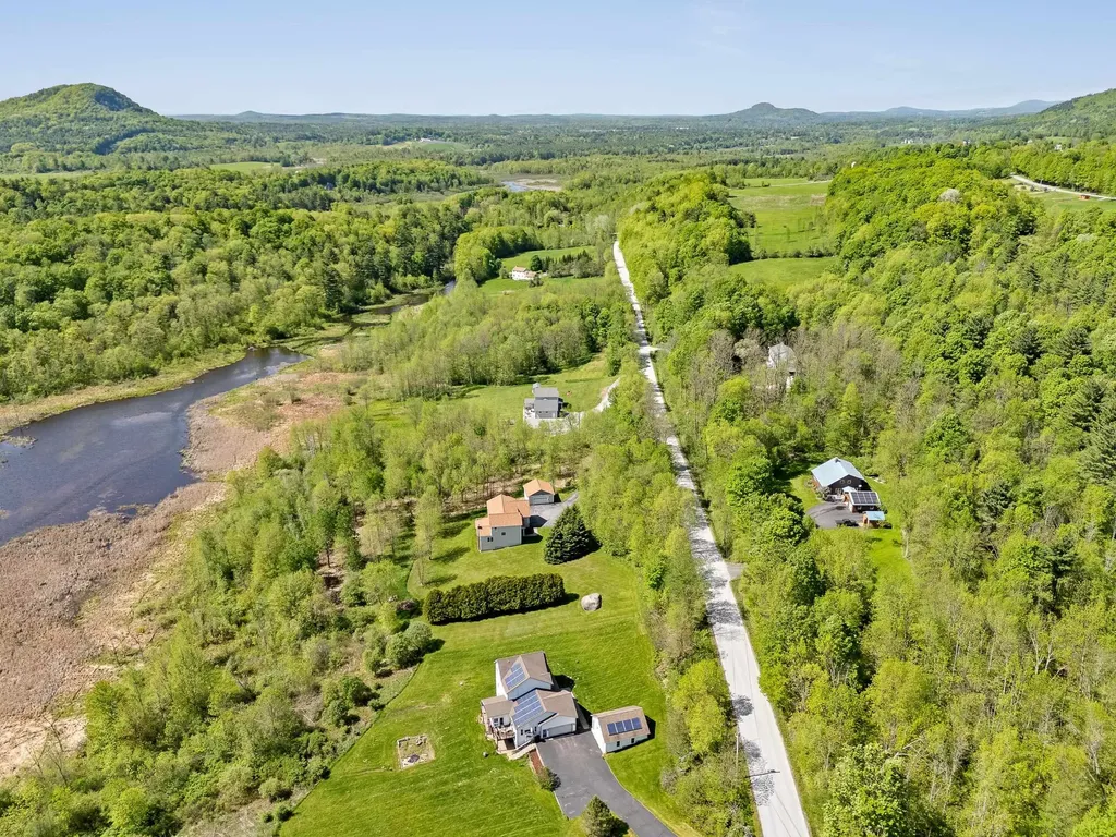 391 Duffy Road Milton VT 05468
