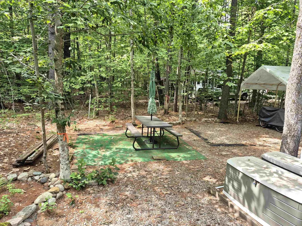 40 Pine Road Wakefield NH 03830