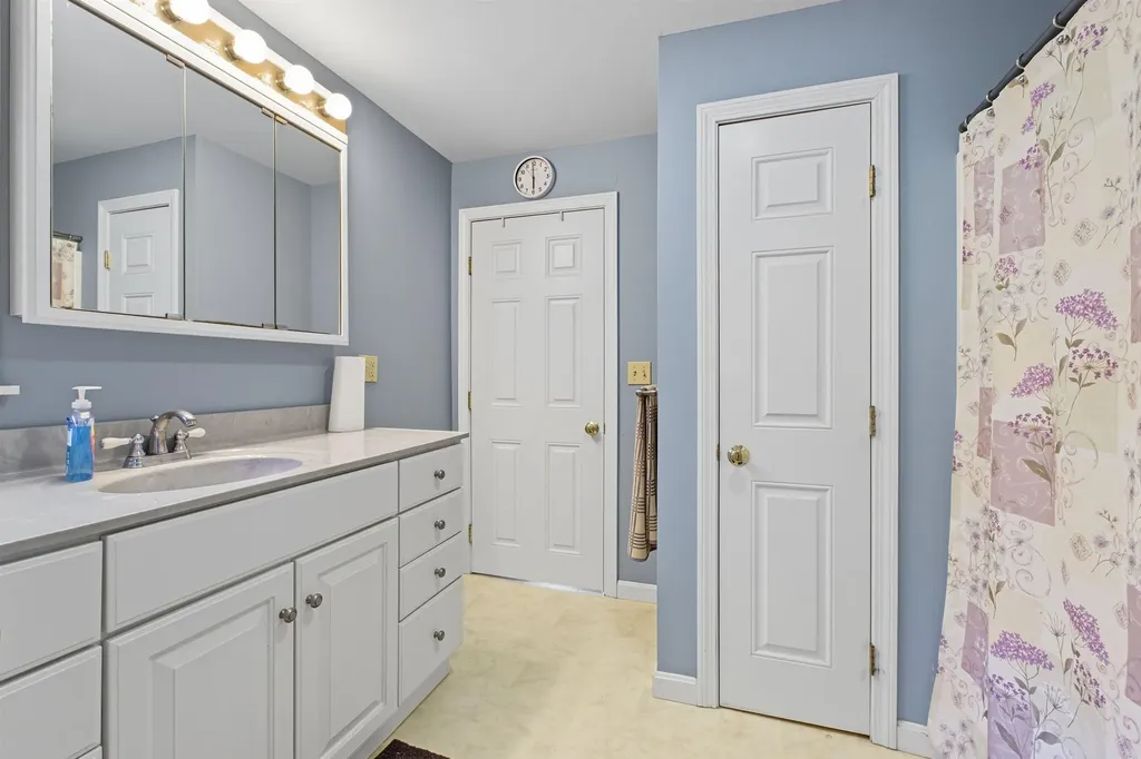 282 Bay Hill Road Northfield NH 03276