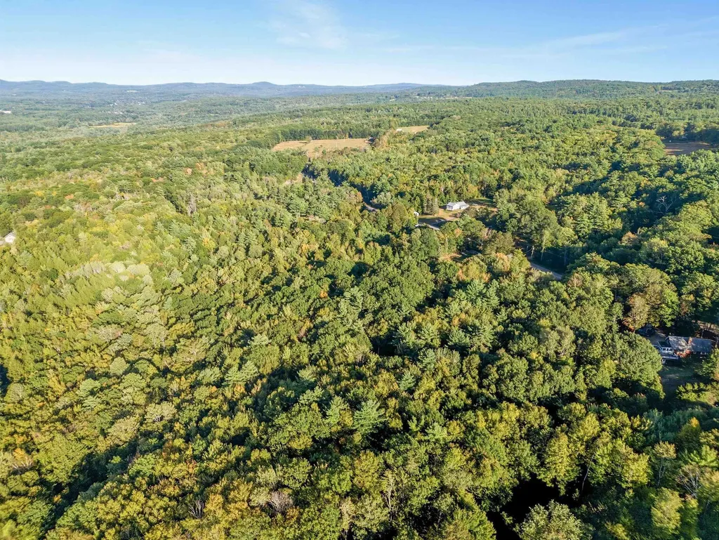 282 Bay Hill Road Northfield NH 03276