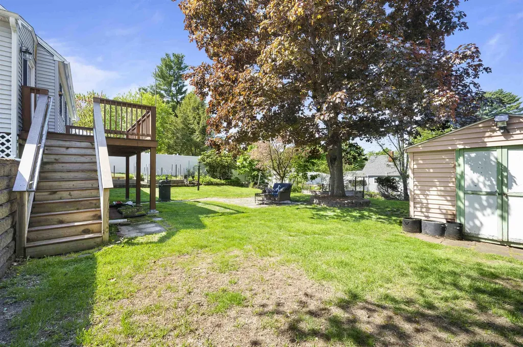 154 Woodbine Avenue Manchester NH 03109