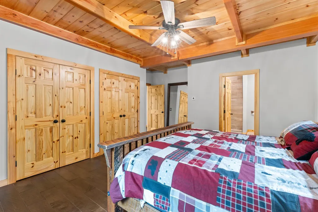1881 Brownfield Road Conway NH 03813