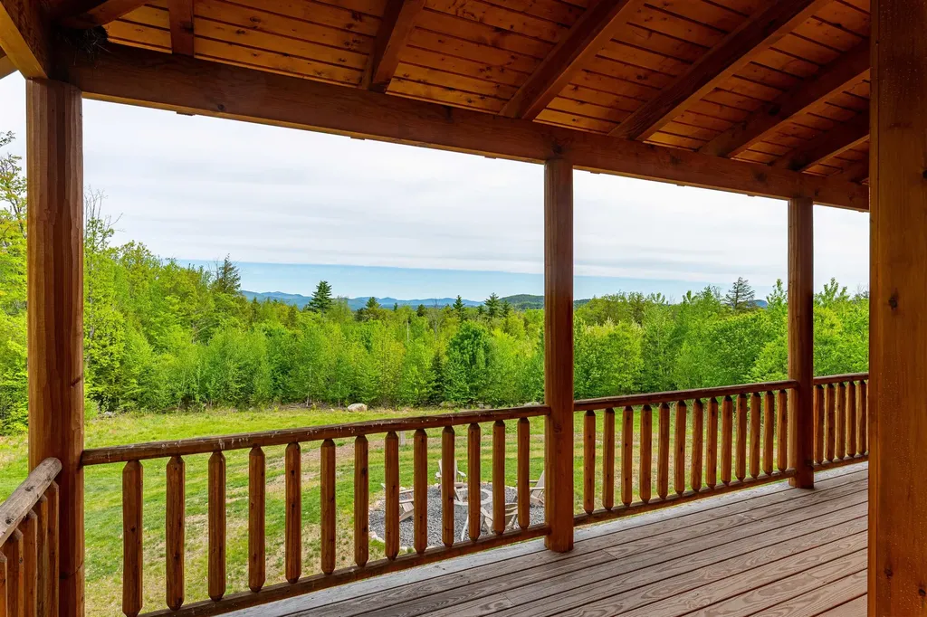 1881 Brownfield Road Conway NH 03813