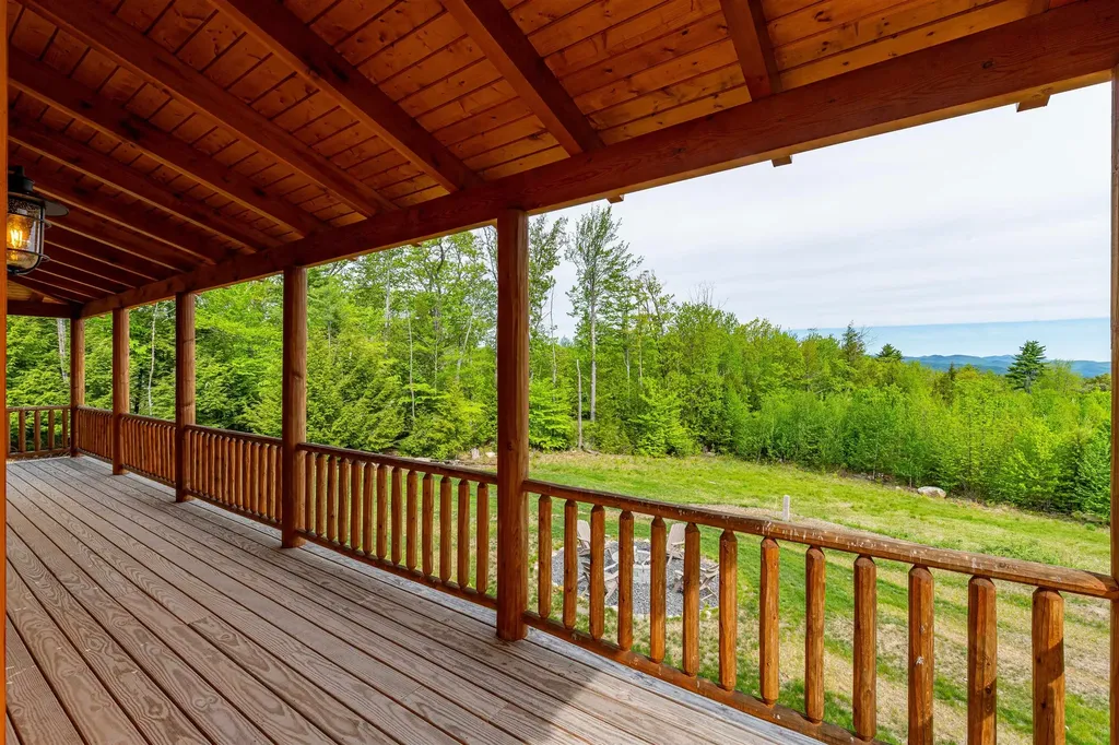 1881 Brownfield Road Conway NH 03813