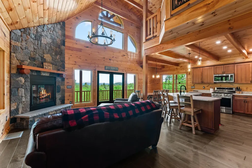 1881 Brownfield Road Conway NH 03813