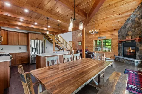 1881 Brownfield Road Conway NH 03813