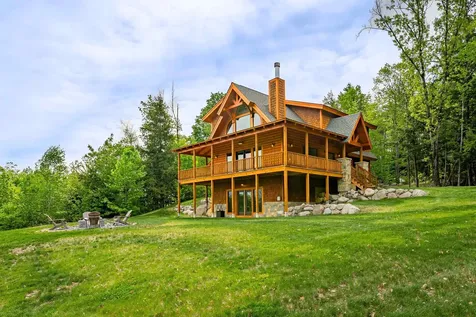 1881 Brownfield Road Conway NH 03813