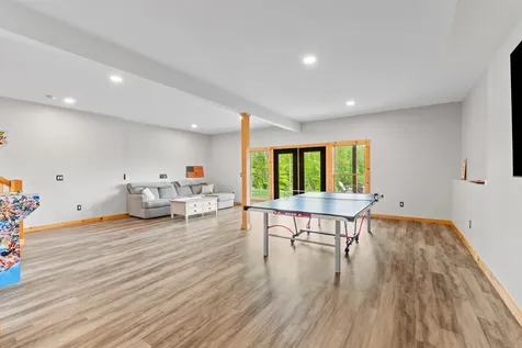1881 Brownfield Road Conway NH 03813