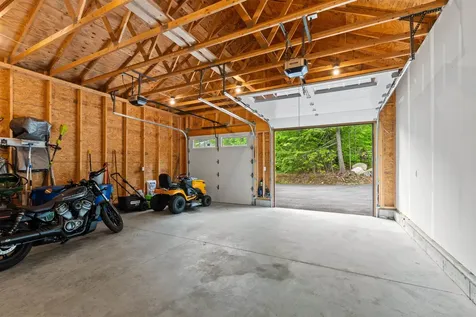 1881 Brownfield Road Conway NH 03813