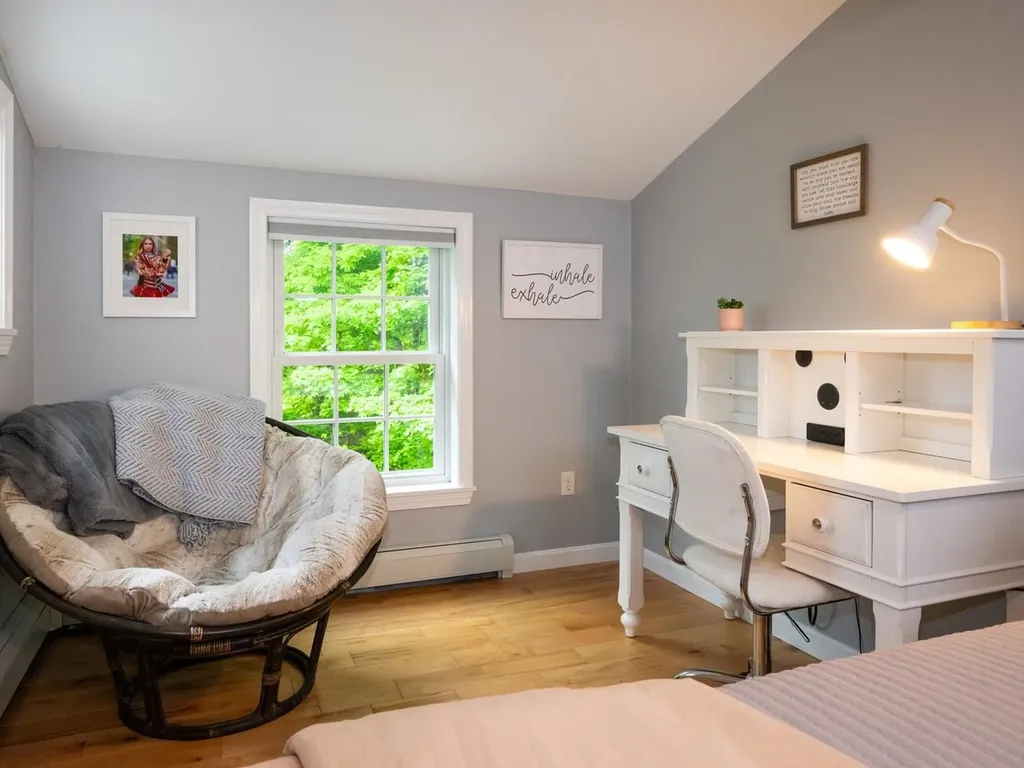 13 Bobolink Circle Essex VT 05452