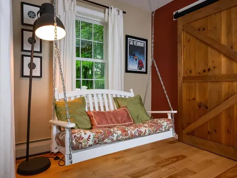 13 Bobolink Circle Essex VT 05452