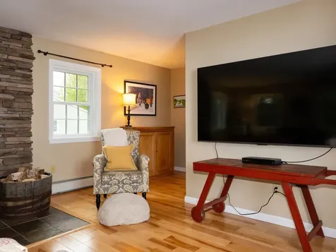 13 Bobolink Circle Essex VT 05452
