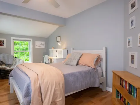 13 Bobolink Circle Essex VT 05452