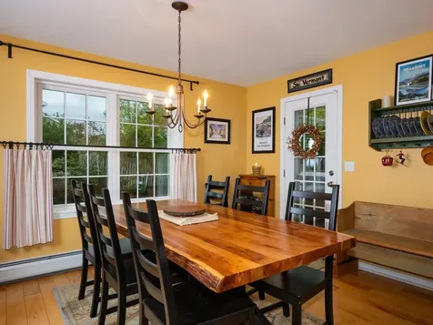 13 Bobolink Circle Essex VT 05452