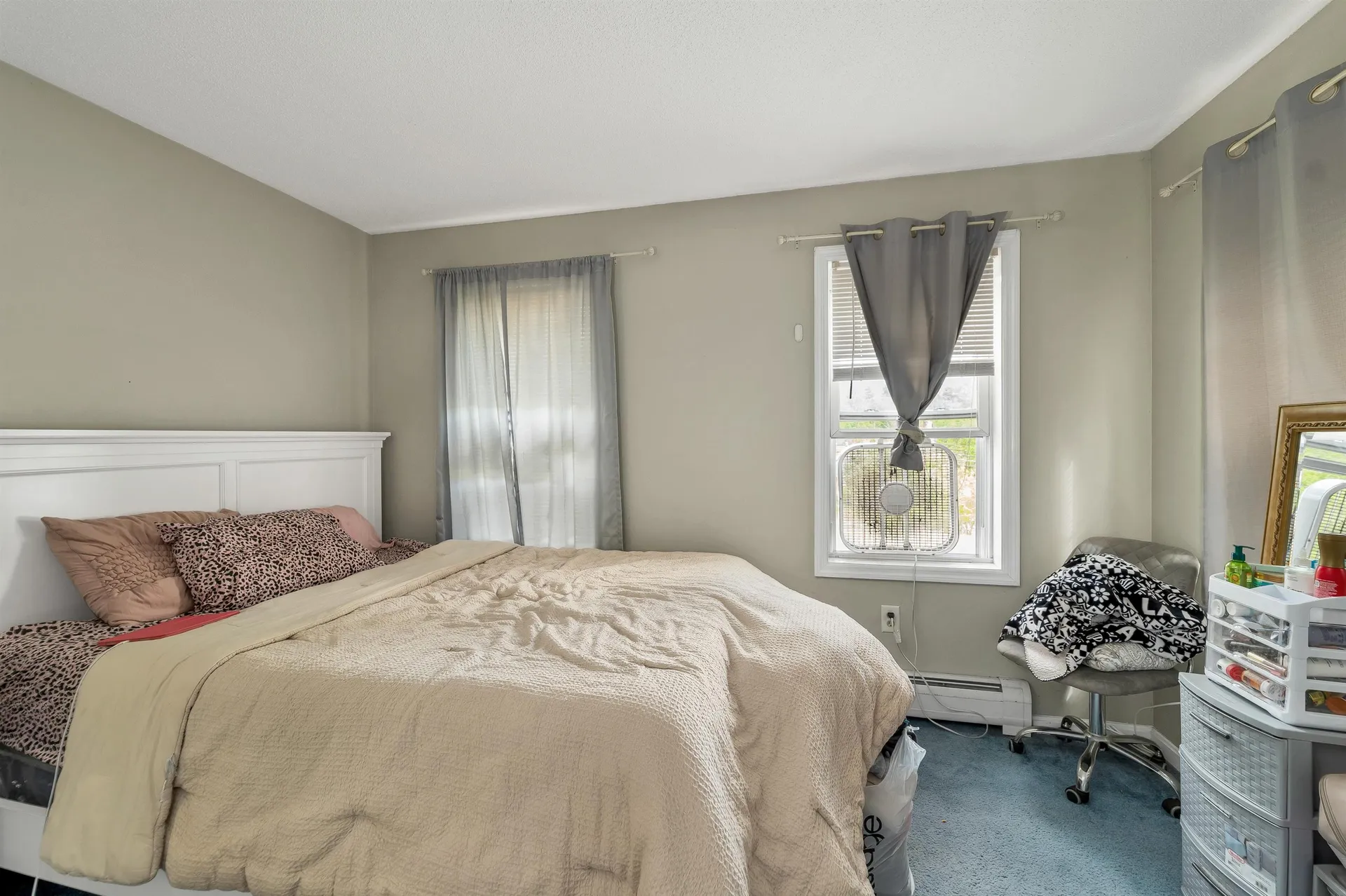 12 Chester Road Derry NH 03038