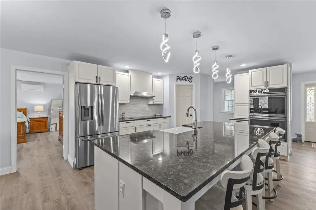 10 Hanley Road Fairfax VT 05454