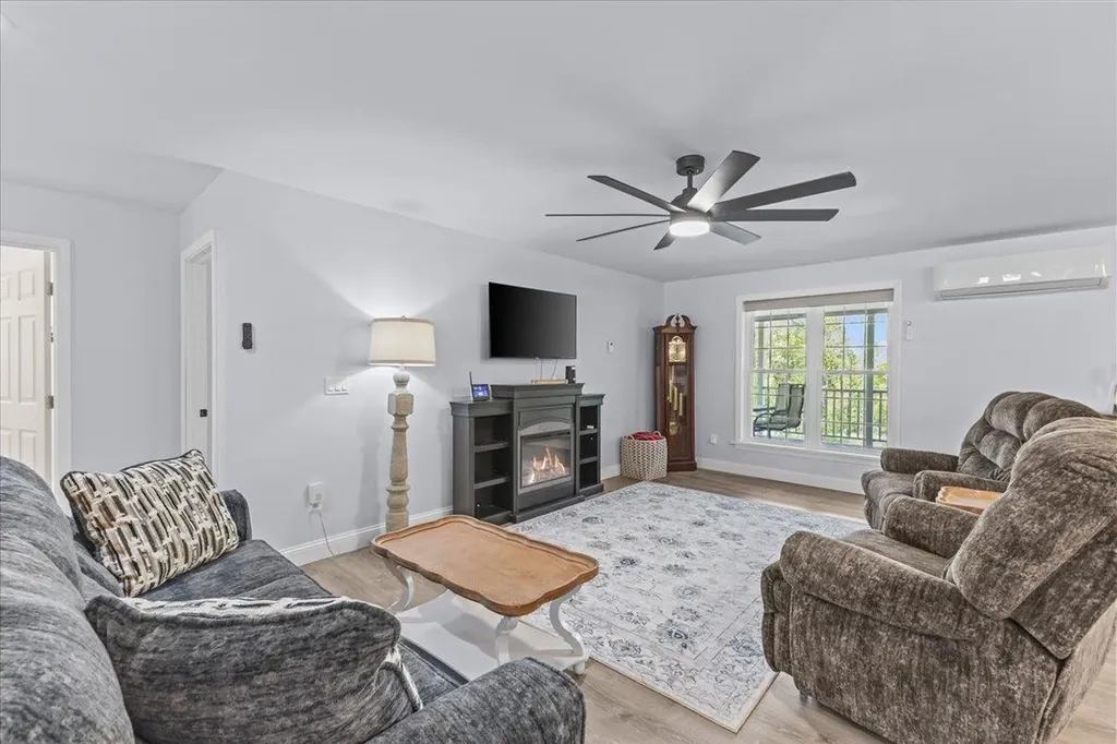 10 Hanley Road Fairfax VT 05454