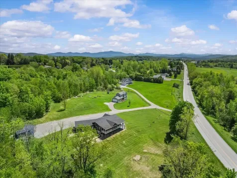 10 Hanley Road Fairfax VT 05454