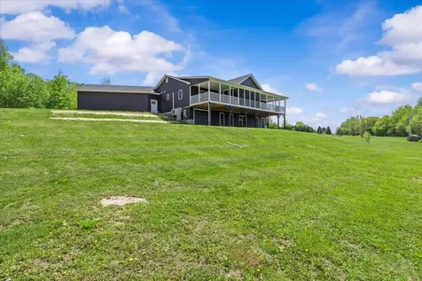 10 Hanley Road Fairfax VT 05454
