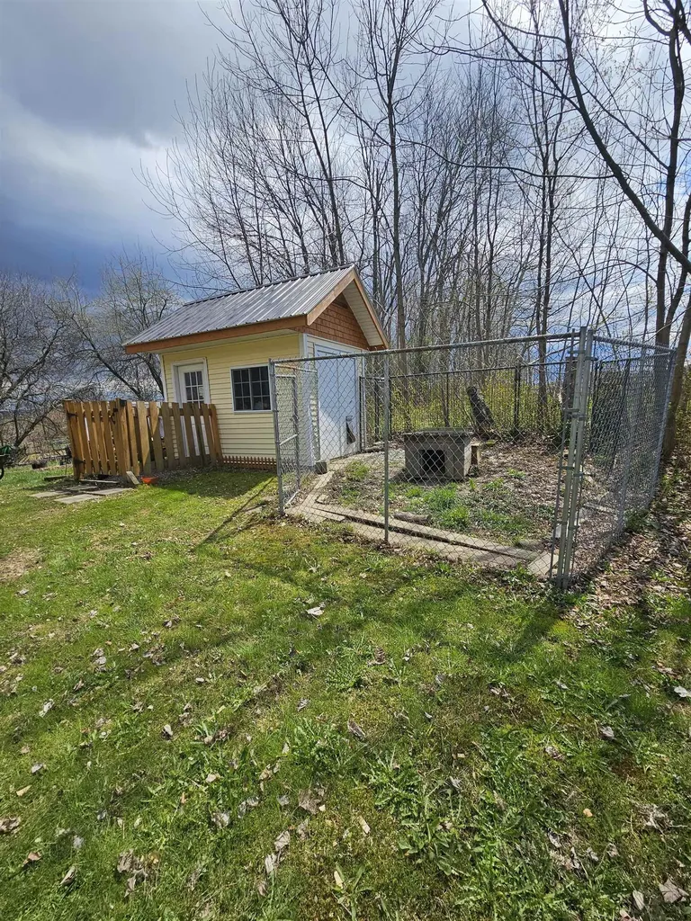 74 North Pleasant Street Troy VT 05859
