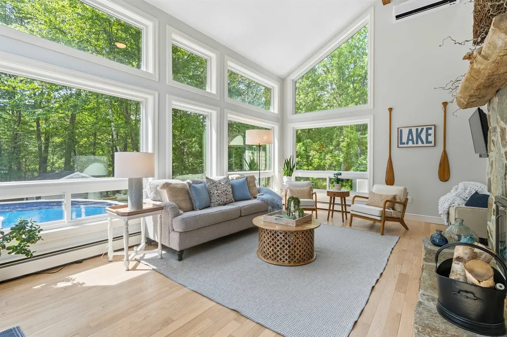 56 Corinthian Drive Salem NH 03079