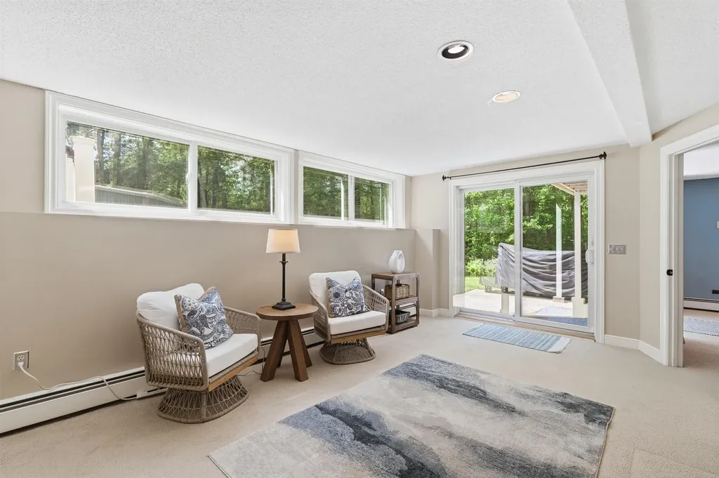56 Corinthian Drive Salem NH 03079