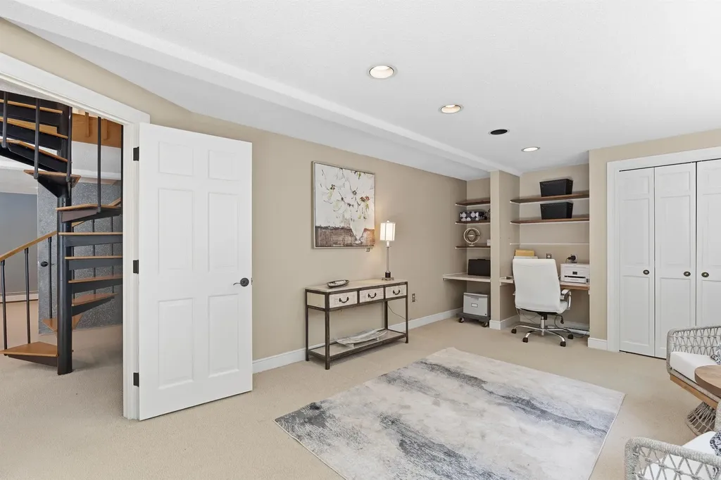 56 Corinthian Drive Salem NH 03079