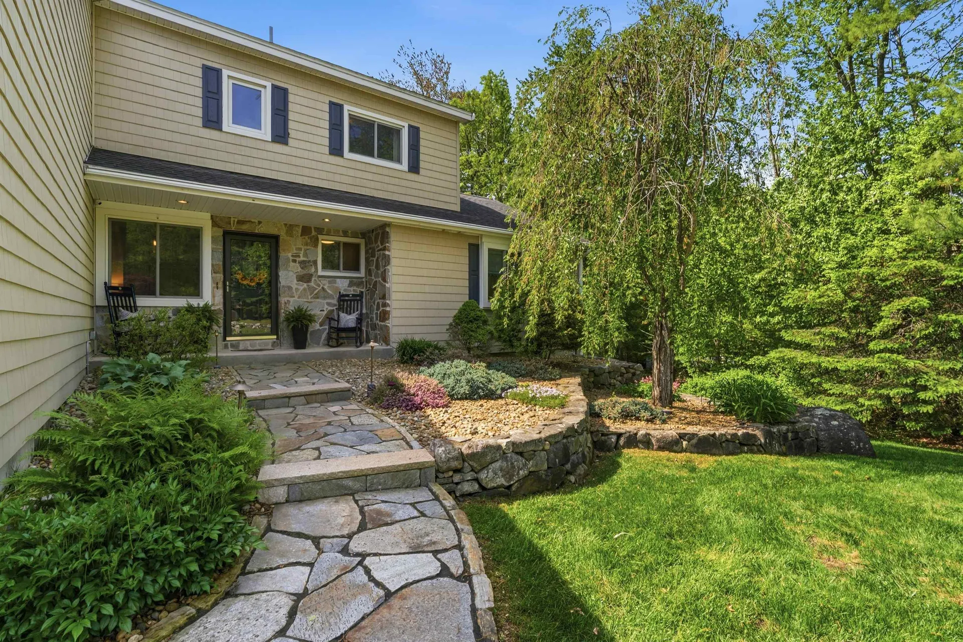 56 Corinthian Drive Salem NH 03079