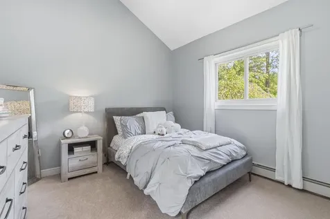 56 Corinthian Drive Salem NH 03079
