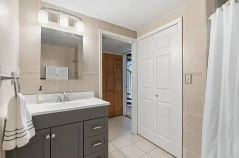 56 Corinthian Drive Salem NH 03079