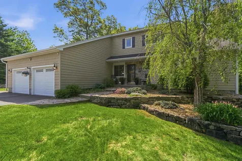 56 Corinthian Drive Salem NH 03079