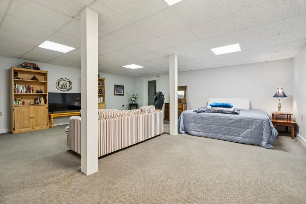 81 Fairway Drive Ashland NH 03217