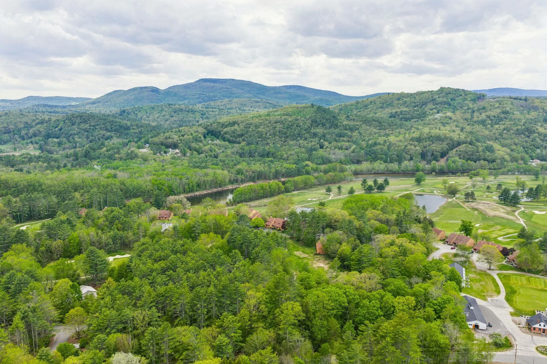 81 Fairway Drive Ashland NH 03217