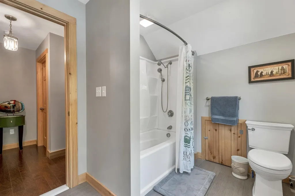 171 Center Street Wolfeboro NH 03894