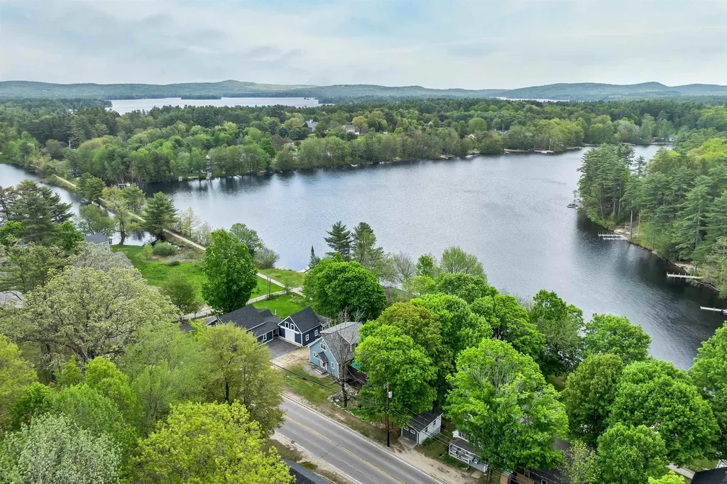 171 Center Street Wolfeboro NH 03894