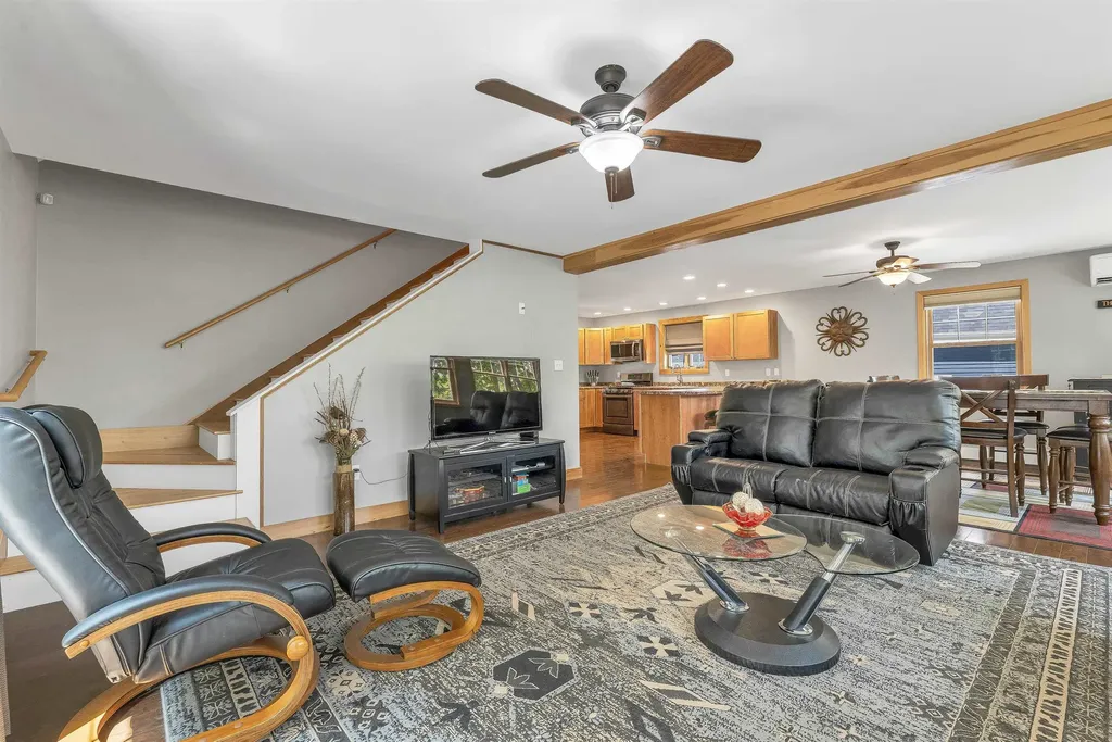 171 Center Street Wolfeboro NH 03894