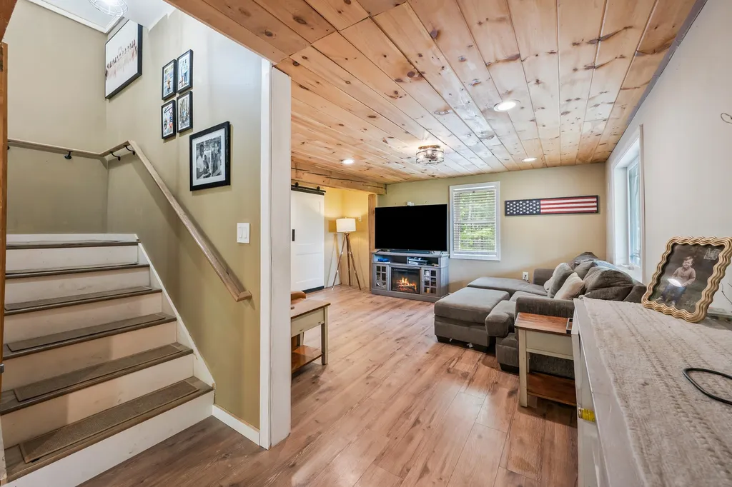 435 Mooney Hill Road Madison NH 03849