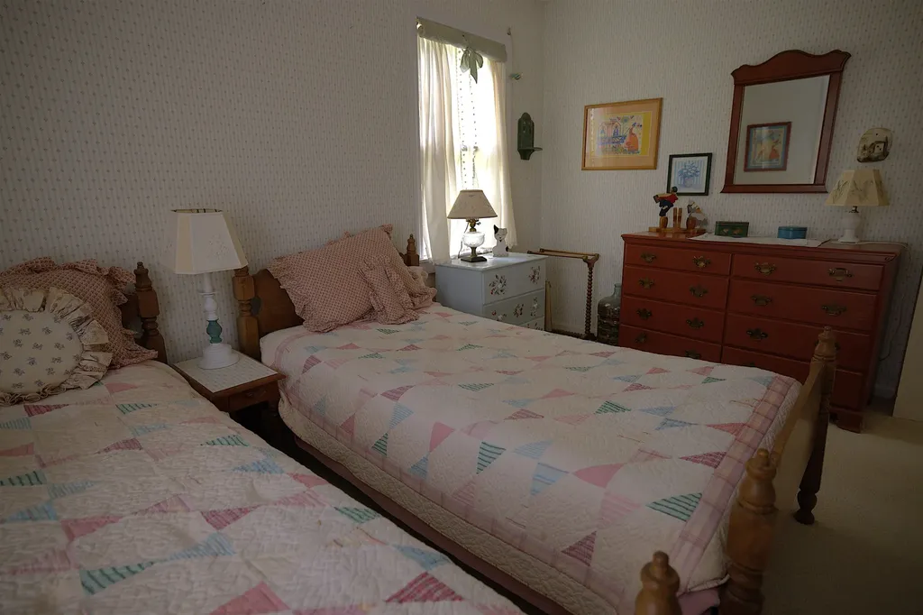 13 Federal Corner Road Tuftonboro NH 03816