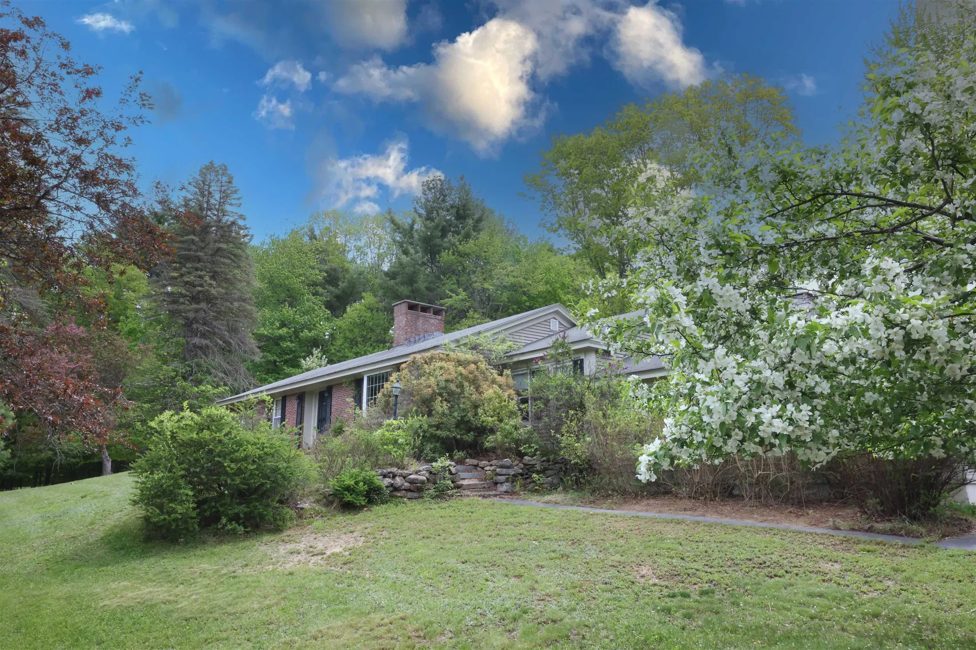 13 Federal Corner Road Tuftonboro NH 03816