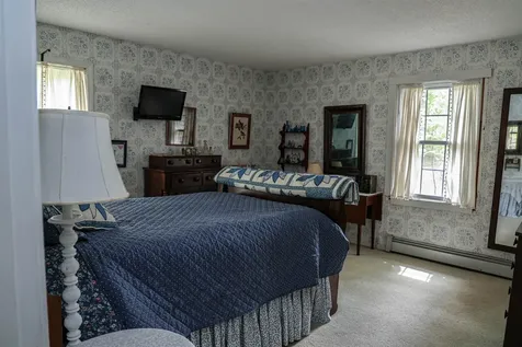 13 Federal Corner Road Tuftonboro NH 03816