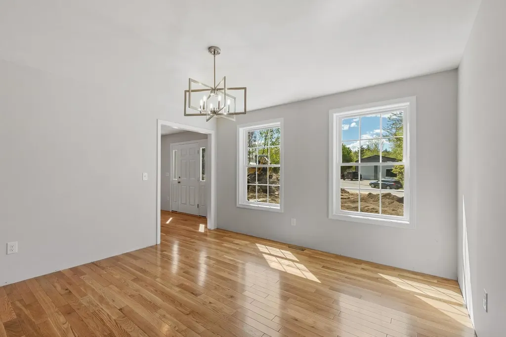 22 Benoit Avenue Pelham NH 03076