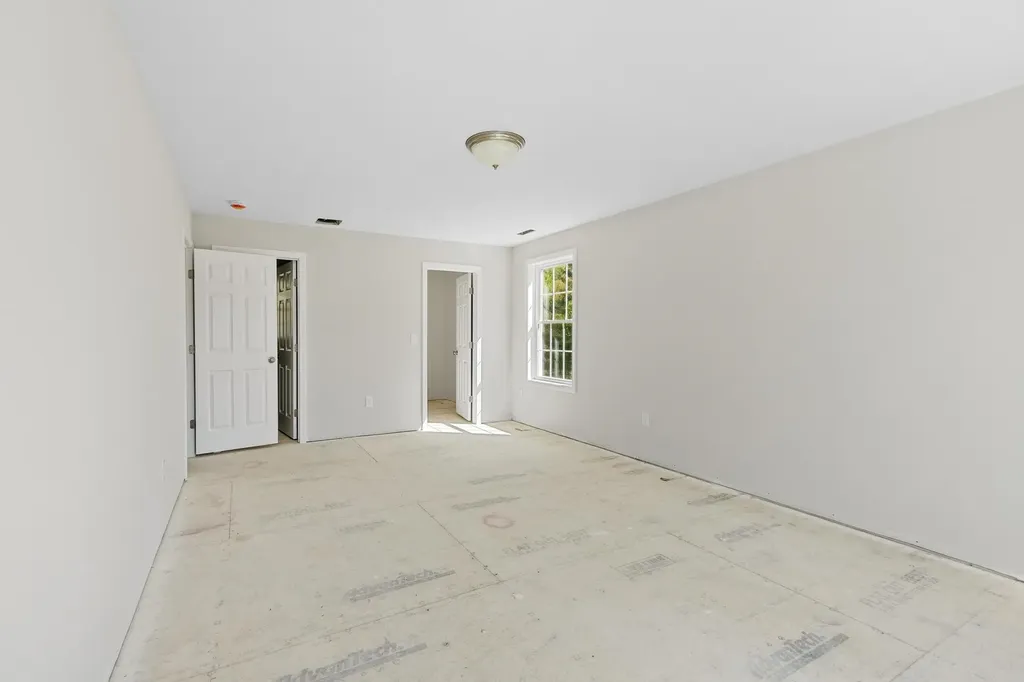 22 Benoit Avenue Pelham NH 03076