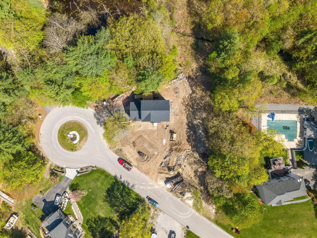 22 Benoit Avenue Pelham NH 03076