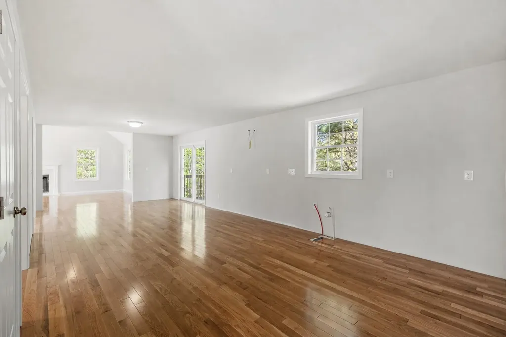 22 Benoit Avenue Pelham NH 03076
